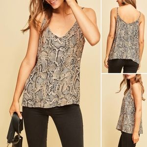 ✅NEW ARRIVAL➡️Reptile Print Cami